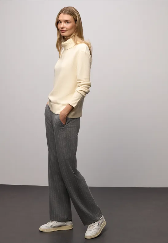 Softer Rollkragenpullover soft beige