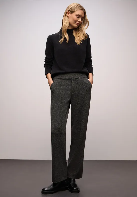 Softer Chenille Pullover Black