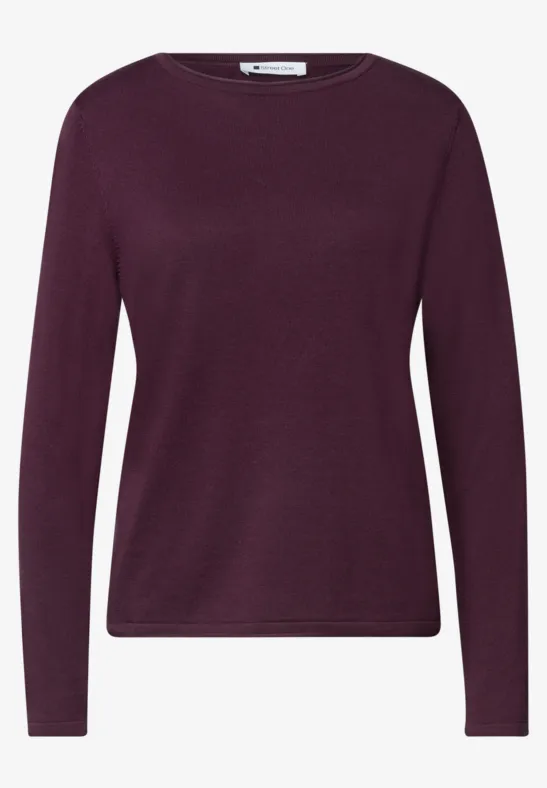 Eenvoudig, lange mouw shirt in donker bordeauxrood.