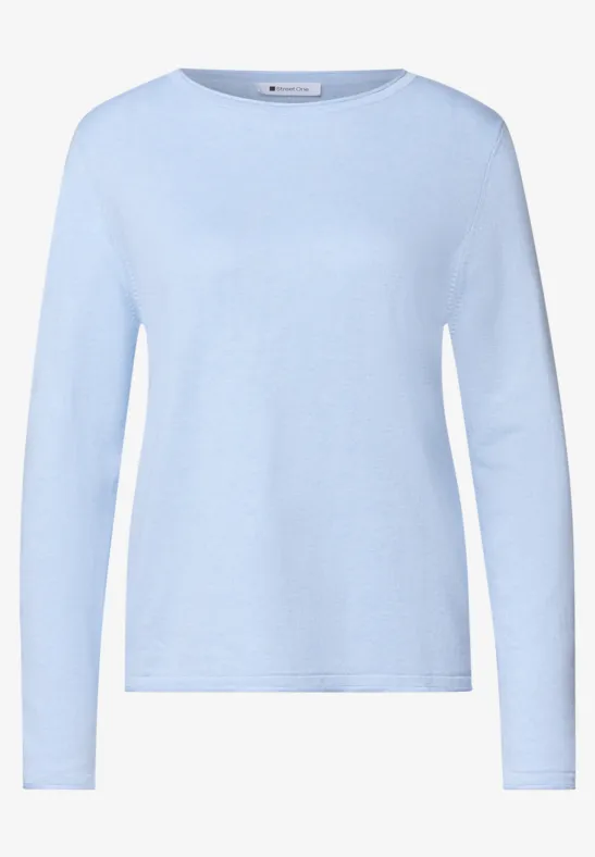 Hellblaues, schlichtes Langarmshirt mit Rundhalsausschnitt.