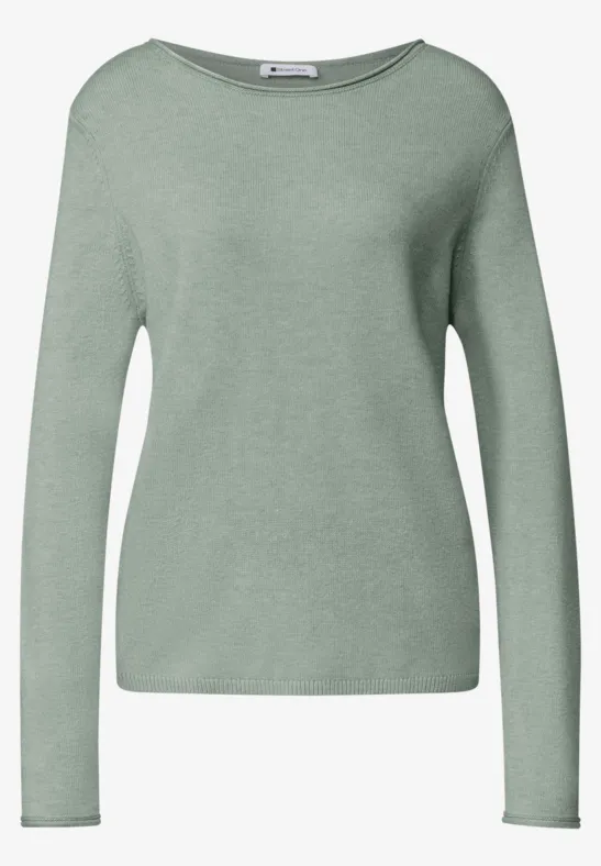 Schlichter pastellgrüner Pullover mit langen Ärmeln und rundem Ausschnitt.