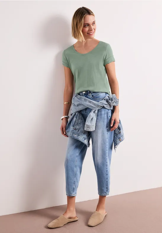 Basic Shirt met V-hals in effen kleur dark serene green