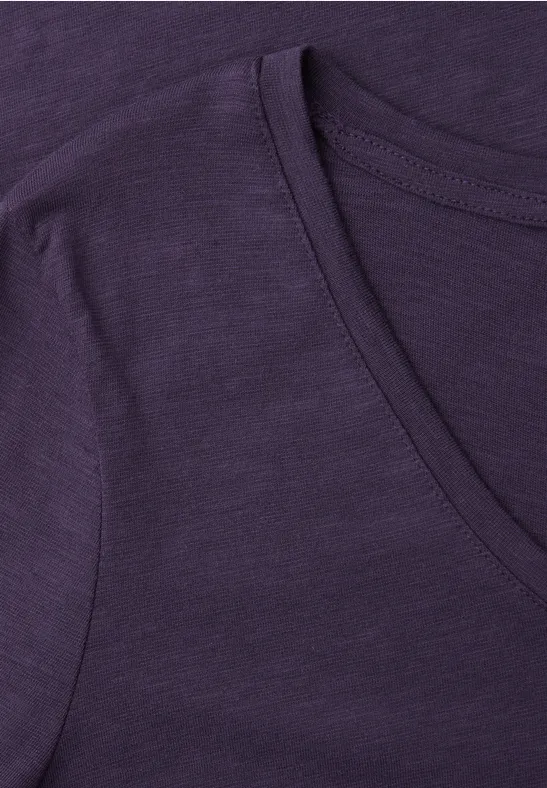 Basic Shirt met V-hals in effen kleur mystic purple