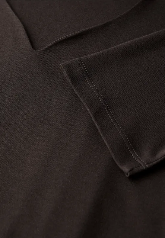 T-Shirt mit Herzausschnitt deep roast brown