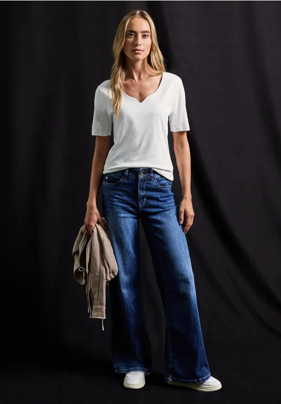 Shirt met hartvormige halslijn off white