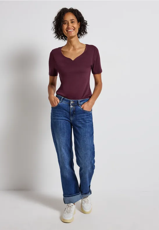 T-Shirt mit Herzausschnitt noble red