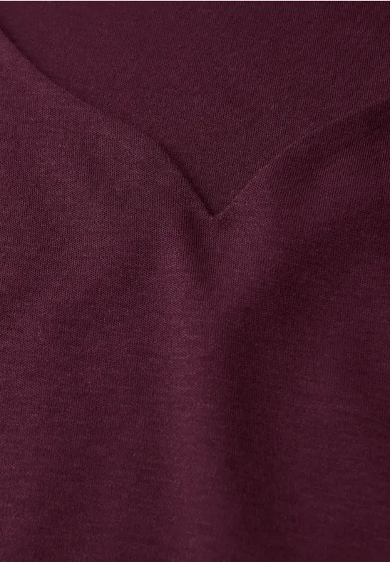T-Shirt mit Herzausschnitt noble red