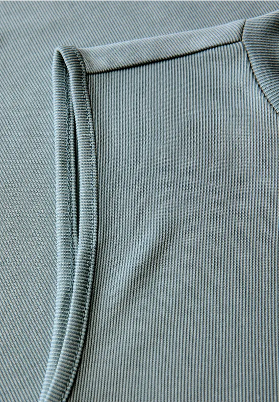 Silk-Look Rippstruktur-Top arona blue