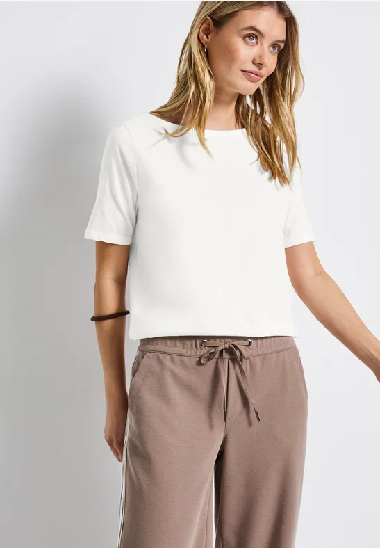 Shirt mit U-Boot-Ausschnitt off white