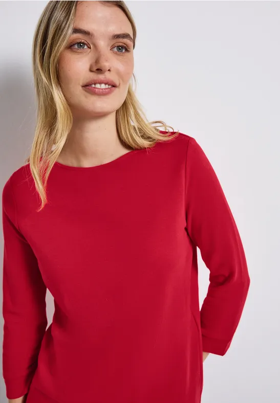 T-shirt avec encolure en U racing red