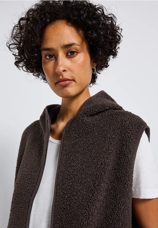Teddy Weste mit Kapuze deep roast brown