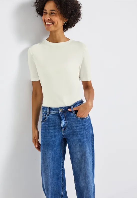 Basic Shirt mit Turtleneck off white