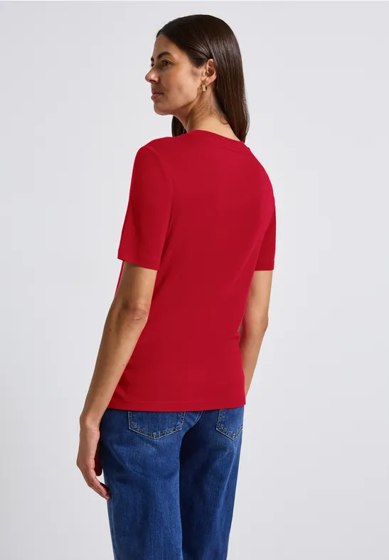 T-shirt basique avec turtleneck racing red