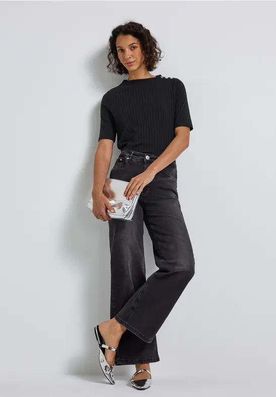 Turtleneck Shirt mit Knöpfen Black