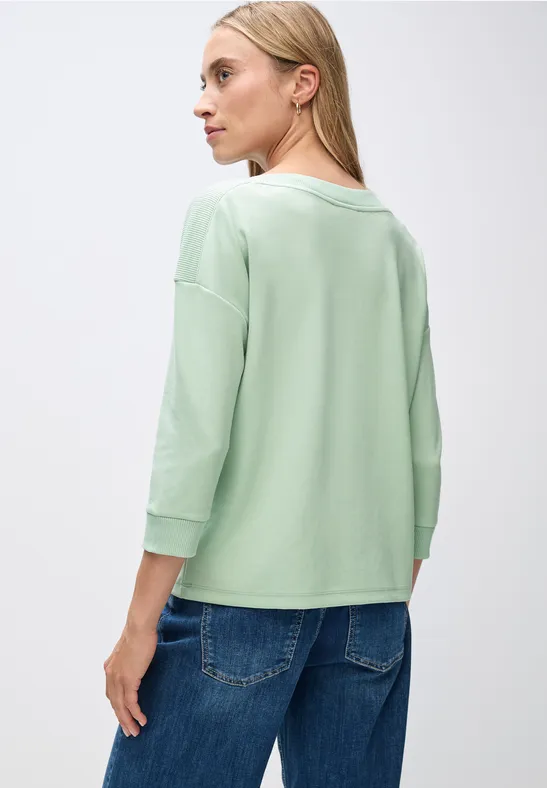Shirt mit U-Boot-Ausschnitt serene green