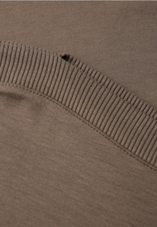 Shirt mit U-Boot-Ausschnitt silk brown