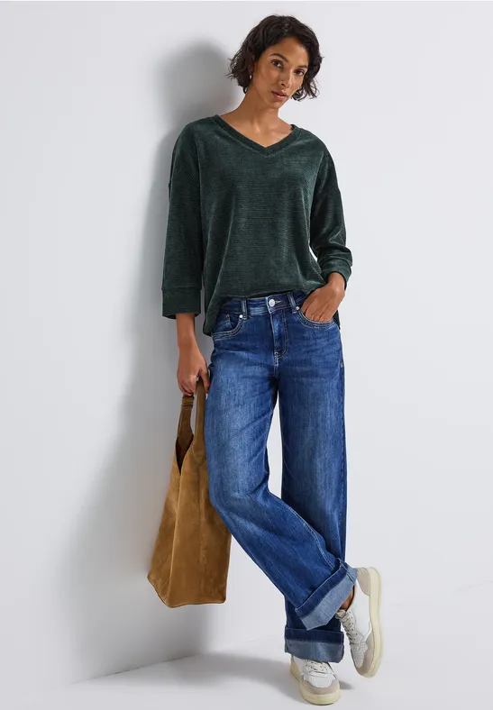 Kuscheliges V-Neck Shirt evernight green