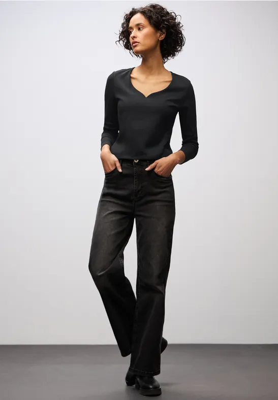 Shirt met hartvormige halslijn Black