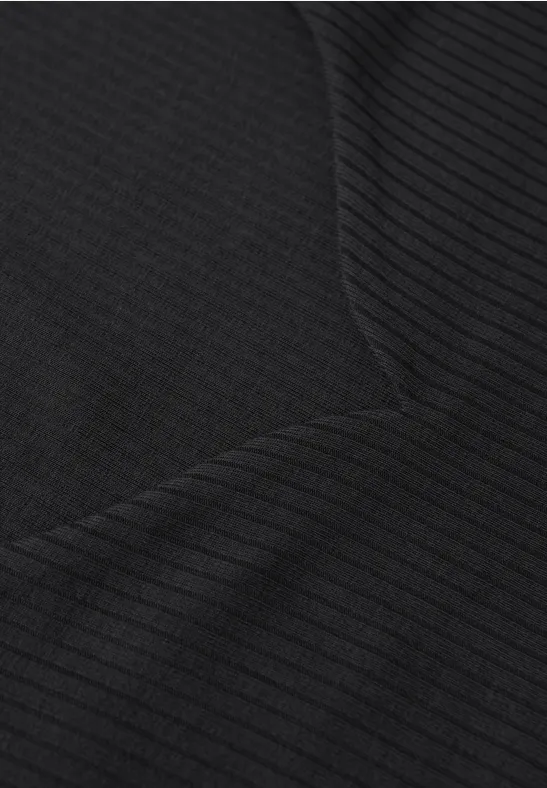 Shirt met hartvormige halslijn Black