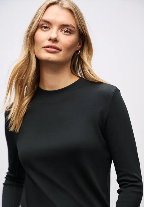 Basic Turtleneck Shirt Black