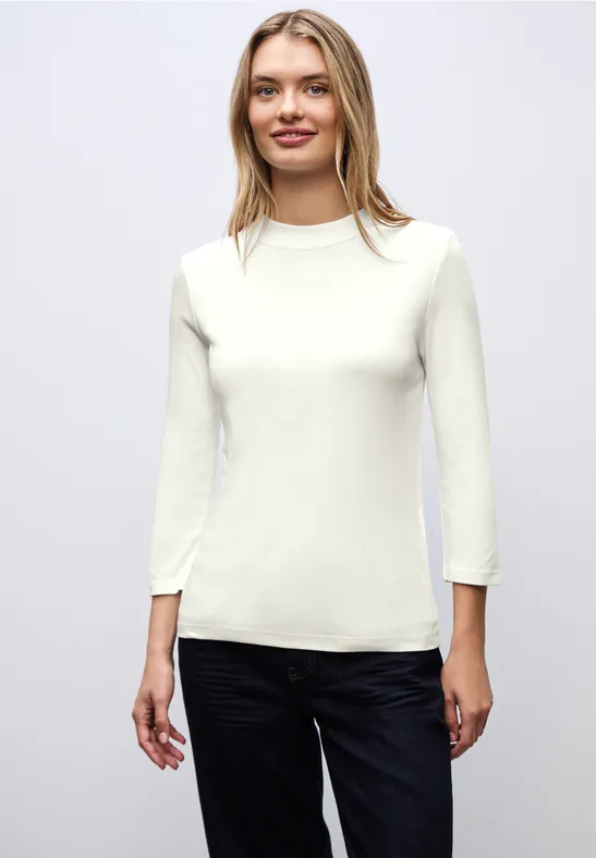 Basic Turtleneck Shirt off white