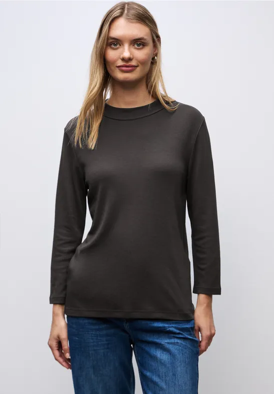 Basic Turtleneck Shirt darkest brown