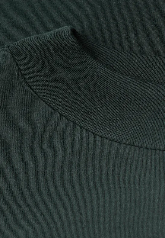 Basic Turtleneck Shirt evernight green
