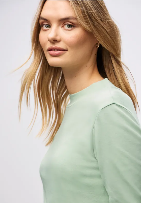 Basic Turtleneck Shirt pale mint green