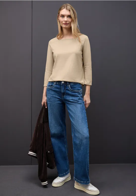 Shirt met vierkante halslijn sanded beige mel.