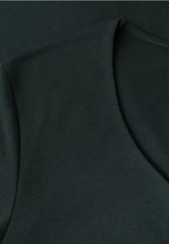 Shirt mit Herzausschnitt evernight green