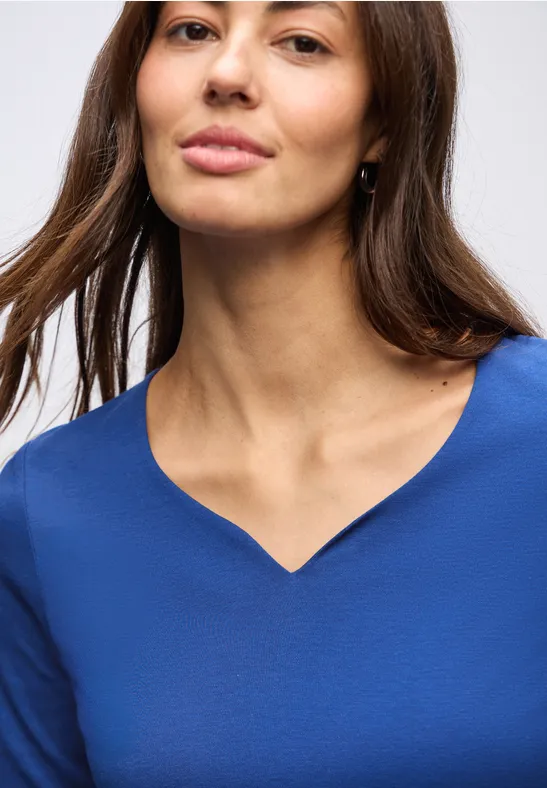 Shirt mit Herzausschnitt amparo blue