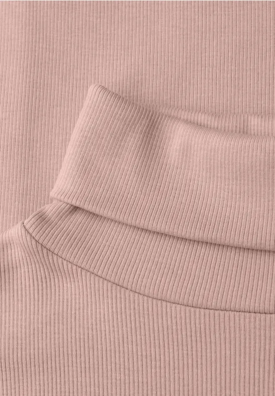 Col roulé basique faded rose