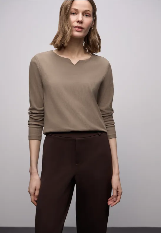 T-shirt basique avec structure côtelée null