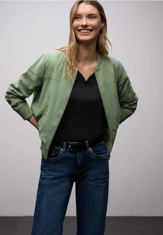 Shirt met hartvormige halslijn Black