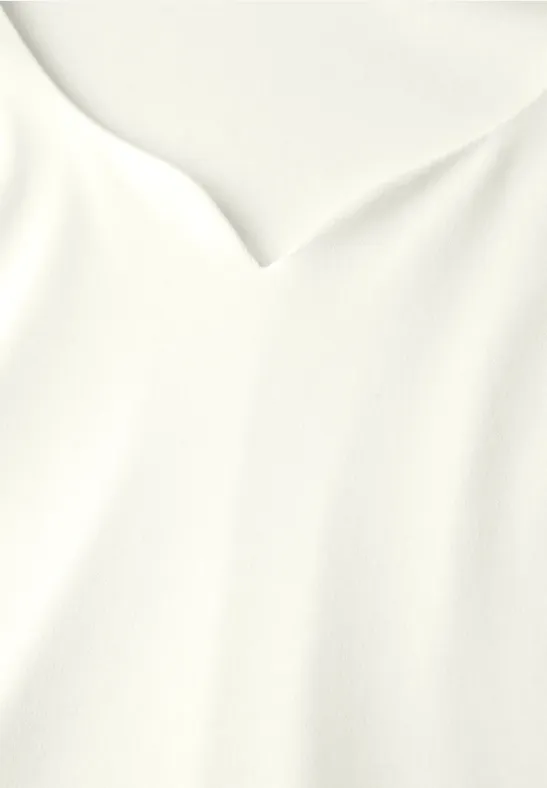 Shirt met hartvormige halslijn off white