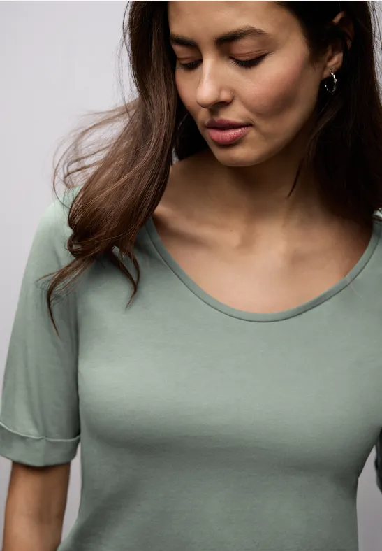 T-Shirt mit Turn-Up dark mint green