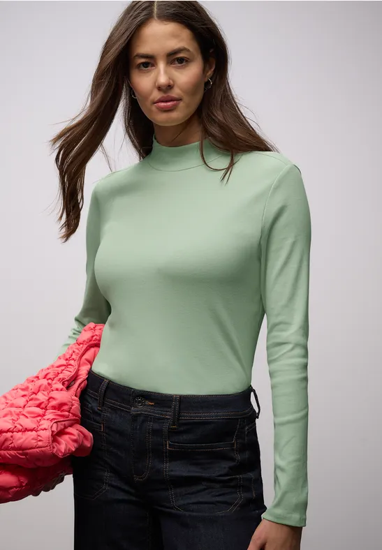 Baisc Shirt pale mint green