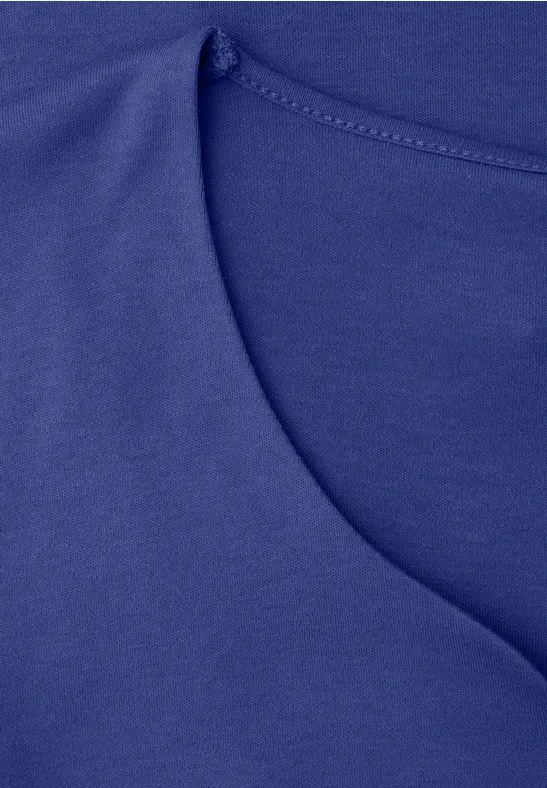 T-shirt avec encolure en cœur amparo blue