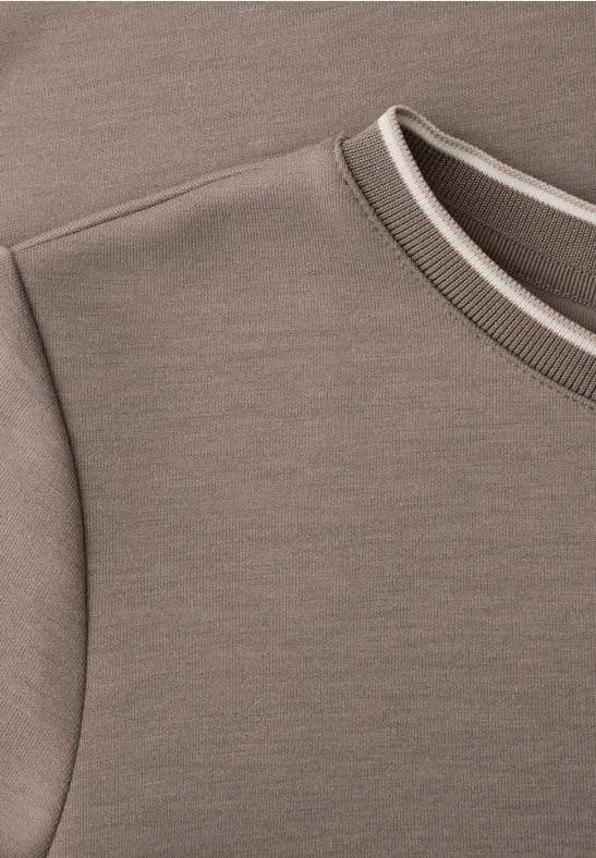 T-Shirt mit Kontrastdetail light terra mocha