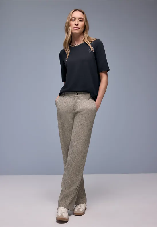 T-Shirt mit Kontrastdetail shadowed navy