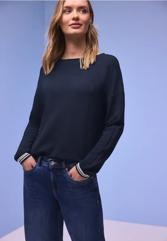 T-shirt avec détails en tape shadowed navy