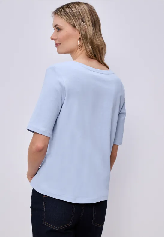Basic T-Shirt mit V-Neck in Unifarbe cashmere blue