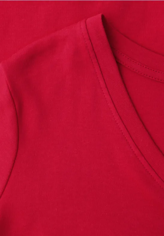 Basic T-Shirt mit V-Neck salsa red