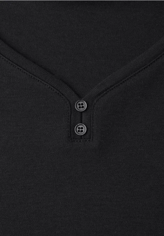 Shirt mit gerundetem V-Ausschnitt Black