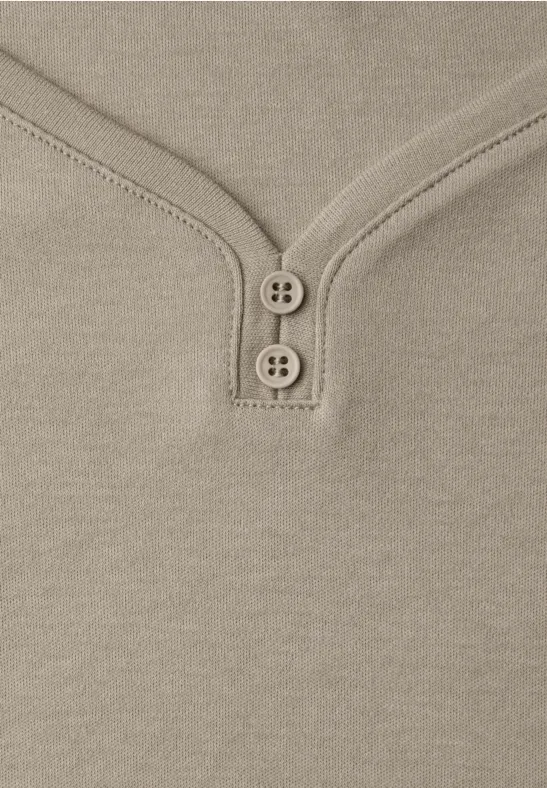 Shirt mit gerundetem V-Ausschnitt timeless beige