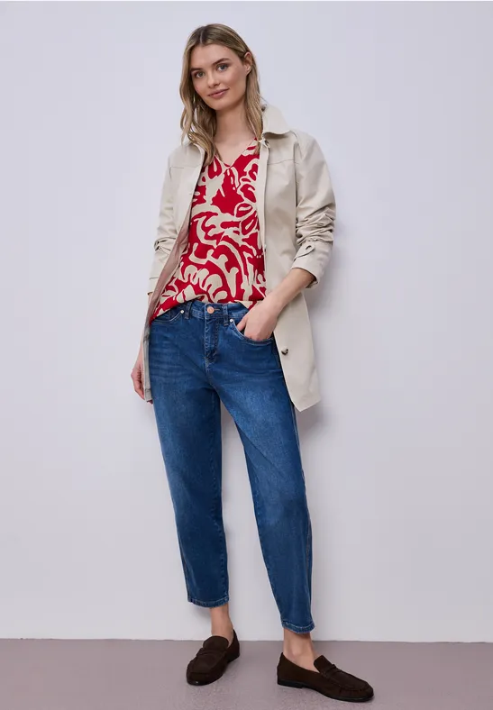 T-shirt avec split neck et imprimé sur le devant salsa red