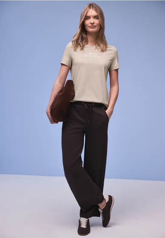 Shirt met tekst clay sand