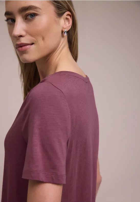 Basic T-Shirt mit V-Neck dark clouded blush