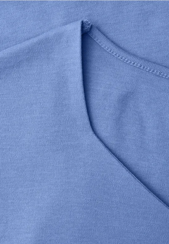 T-shirt sans manches avec encolure en diamant bonnet blue