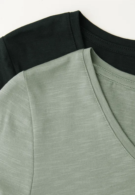 Basic T-Shirt mit Kurzarm im 2er-Pack mint leaf/deep bound green